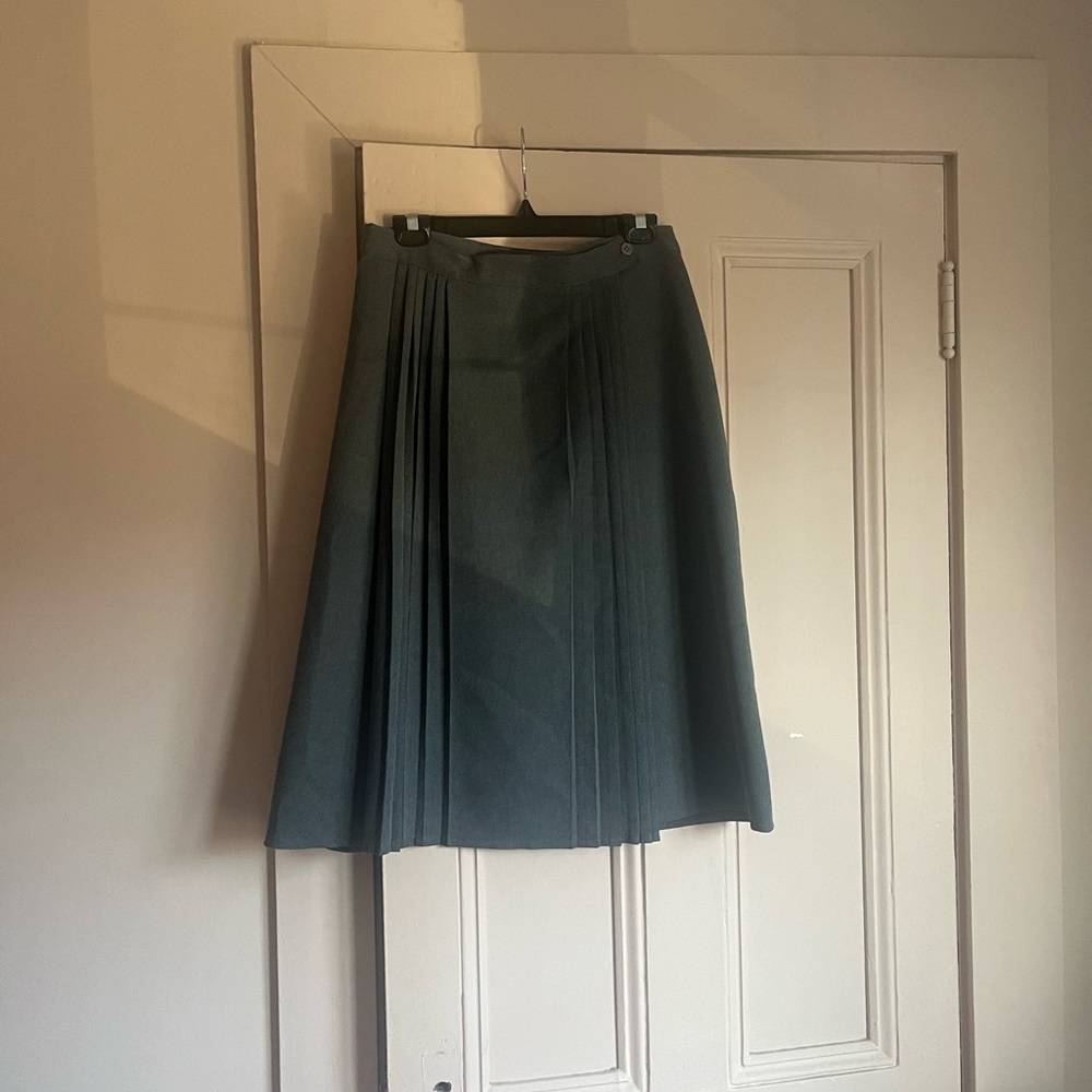 Stylish wrap skirt